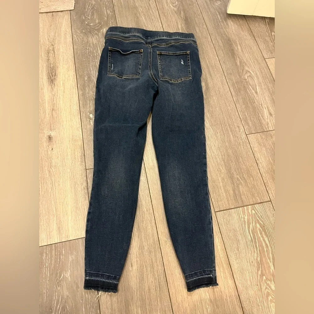 SPANX Distressed Ankle Skinny Jeans Size Medium